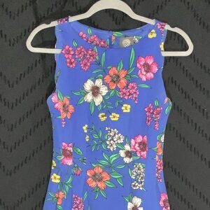 Vince Camuto Floral Scalloped Hem Sleeveless Sheath Dress - Blue & Pink - Size 2